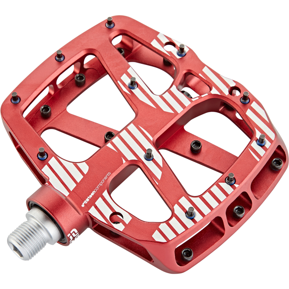 e*Thirteen e*thirteen Plus Flat Pedal, 22 Pins, red