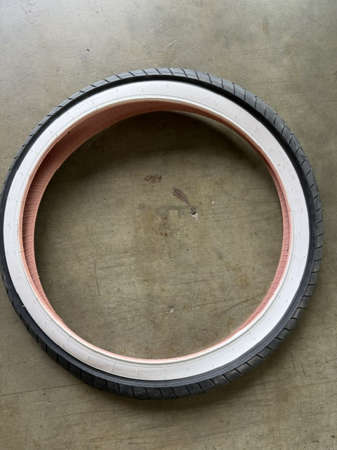 Ruff Cycles Fatbike Weißwand Reifen 26x3.0 76-559 The Ruffian